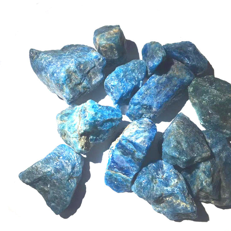 Natural apatite mineral crystal raw material