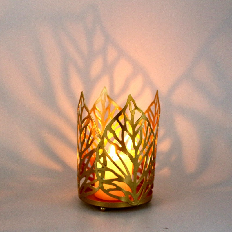 Nordic Wrought Iron Gold Old Hollow Leaf Candle Holder Home Decoration Candle Holder